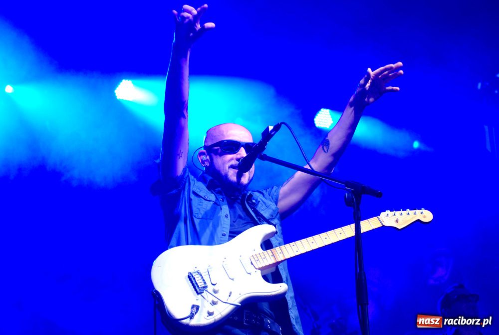 Zdjęcie w galerii na portalu naszraciborz.pl: Bednarek i Kombii - strzał w dziesiątkę wiadomości z regionu