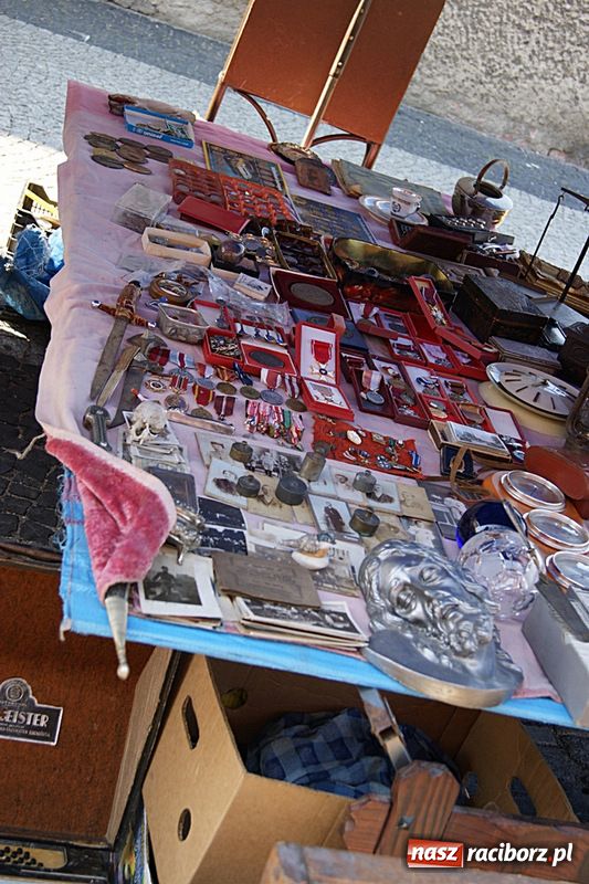 Zdjęcie w galerii na portalu naszraciborz.pl: Jarmark staroci wrócił do Raciborza wiadomości z regionu