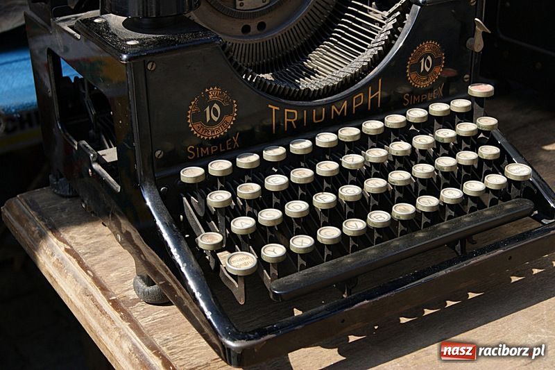 Zdjęcie w galerii na portalu naszraciborz.pl: Jarmark staroci wrócił do Raciborza wiadomości z regionu