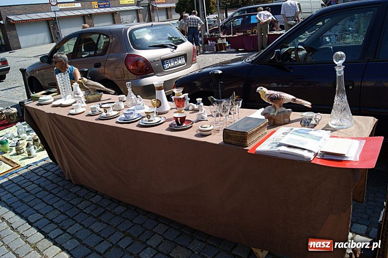 Zdjęcie w galerii na portalu naszraciborz.pl: Jarmark staroci wrócił do Raciborza wiadomości z regionu
