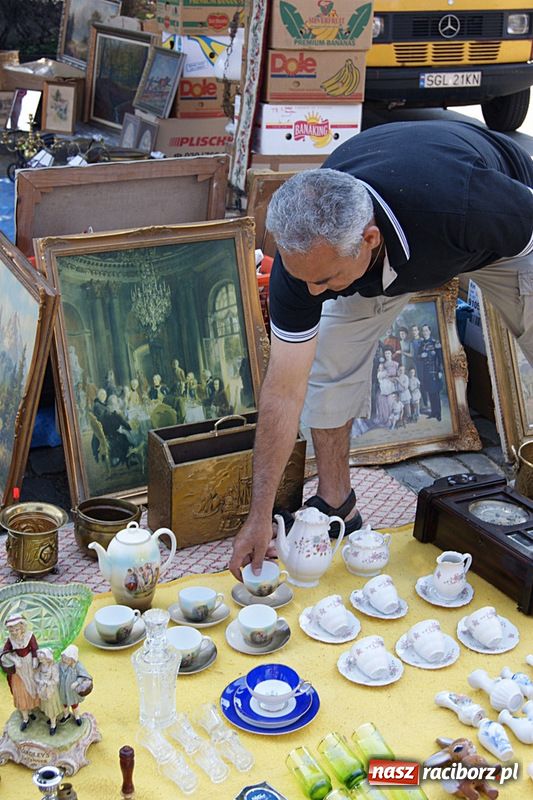 Zdjęcie w galerii na portalu naszraciborz.pl: Jarmark staroci wrócił do Raciborza wiadomości z regionu