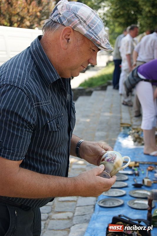 Zdjęcie w galerii na portalu naszraciborz.pl: Jarmark staroci wrócił do Raciborza wiadomości z regionu
