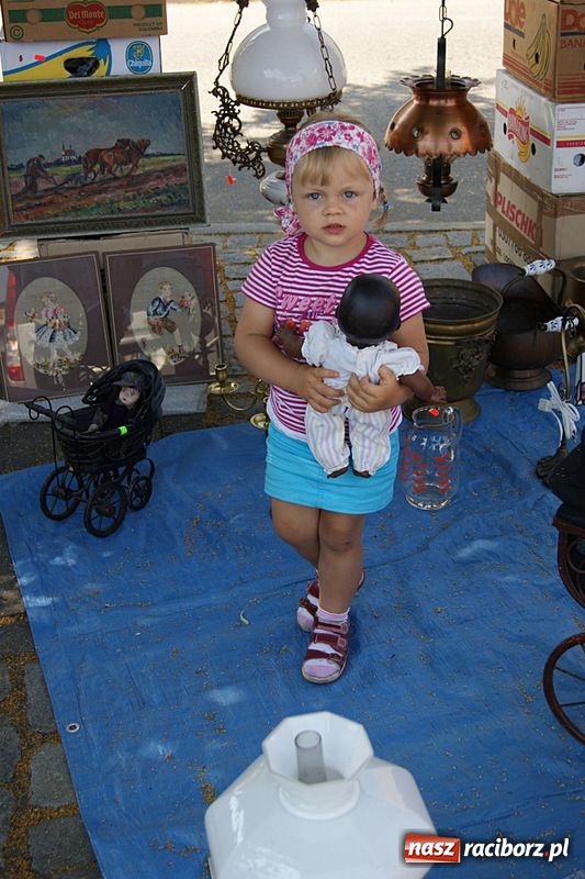 Zdjęcie w galerii na portalu naszraciborz.pl: Jarmark staroci wrócił do Raciborza wiadomości z regionu