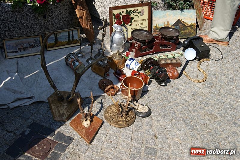 Zdjęcie w galerii na portalu naszraciborz.pl: Jarmark staroci wrócił do Raciborza wiadomości z regionu