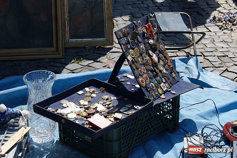 Zdjęcie w galerii na portalu naszraciborz.pl: Jarmark staroci wrócił do Raciborza wiadomości z regionu