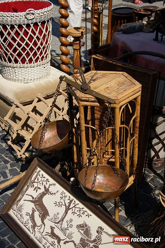 Zdjęcie w galerii na portalu naszraciborz.pl: Jarmark staroci wrócił do Raciborza wiadomości z regionu