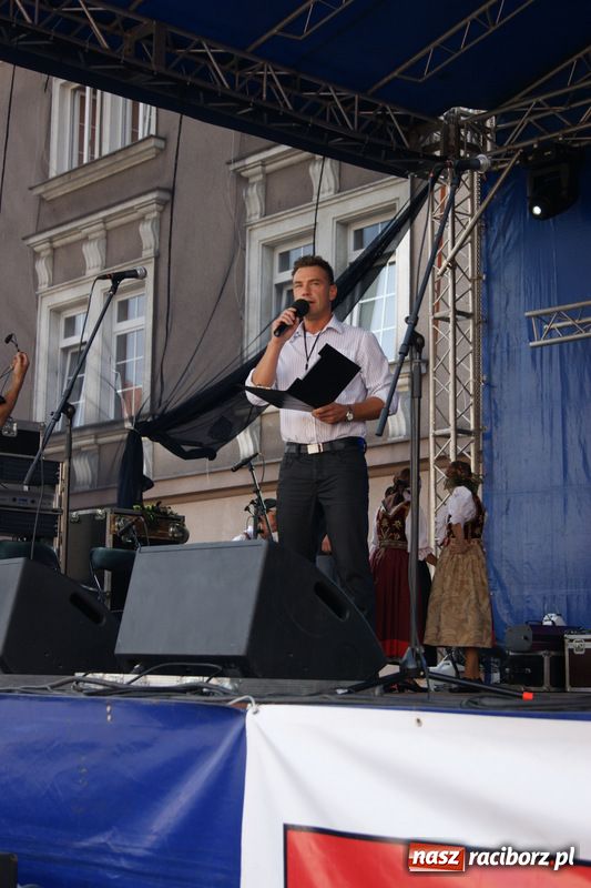 Zdjęcie w galerii na portalu naszraciborz.pl: Na Rynku zakończono Dni Raciborza wiadomości z regionu