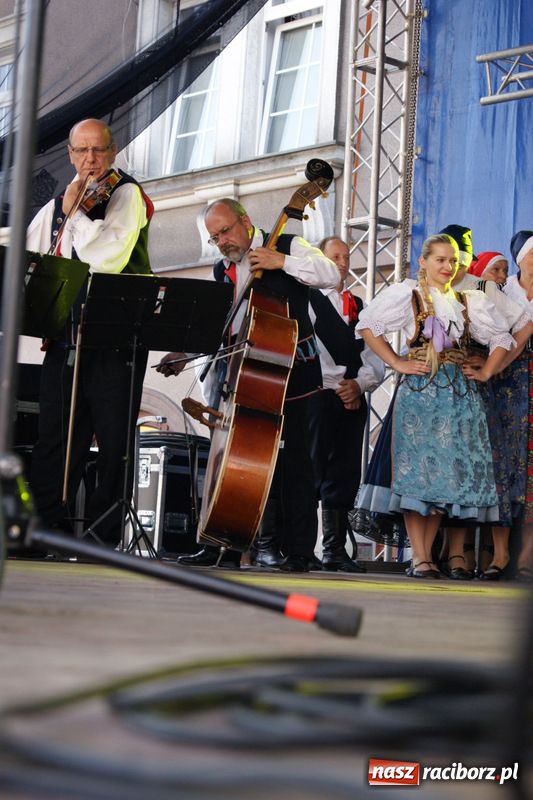 Zdjęcie w galerii na portalu naszraciborz.pl: Na Rynku zakończono Dni Raciborza wiadomości z regionu