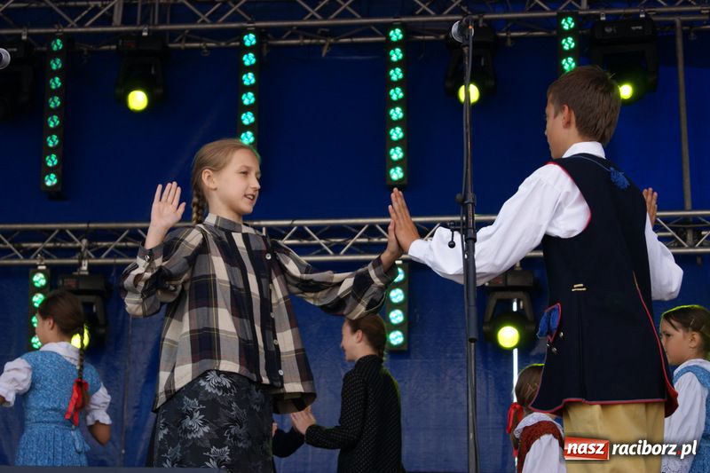 Zdjęcie w galerii na portalu naszraciborz.pl: Na Rynku zakończono Dni Raciborza wiadomości z regionu