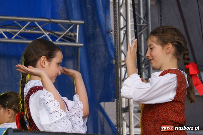 Zdjęcie w galerii na portalu naszraciborz.pl: Na Rynku zakończono Dni Raciborza wiadomości z regionu
