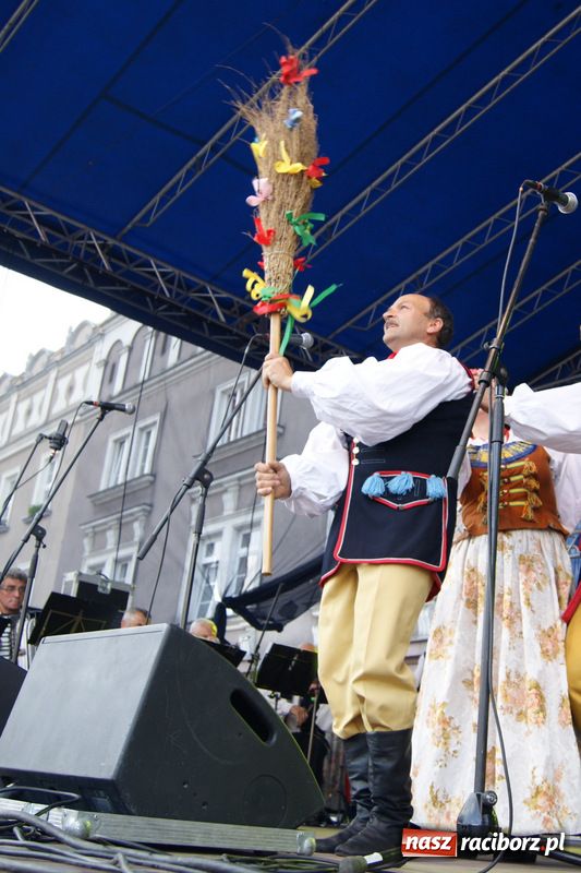 Zdjęcie w galerii na portalu naszraciborz.pl: Na Rynku zakończono Dni Raciborza wiadomości z regionu