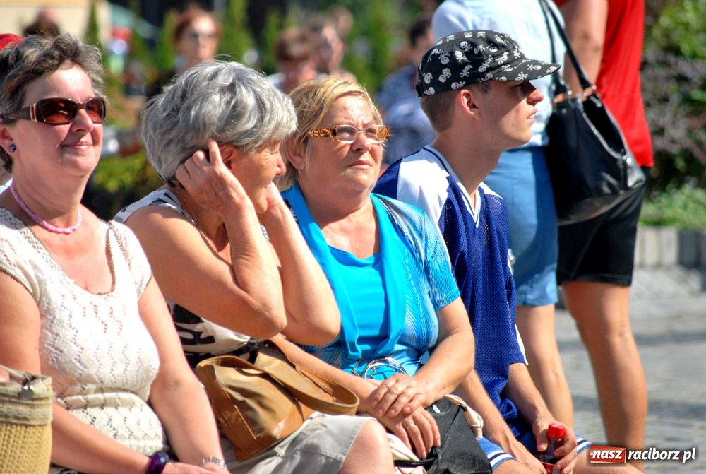 Zdjęcie w galerii na portalu naszraciborz.pl: Na Rynku zakończono Dni Raciborza wiadomości z regionu