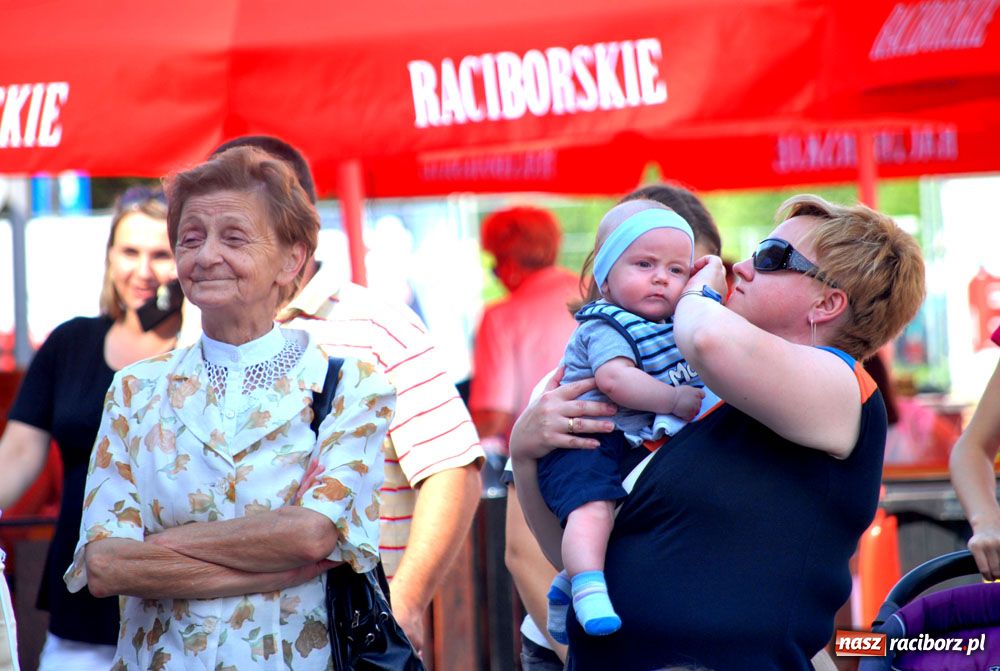 Zdjęcie w galerii na portalu naszraciborz.pl: Na Rynku zakończono Dni Raciborza wiadomości z regionu