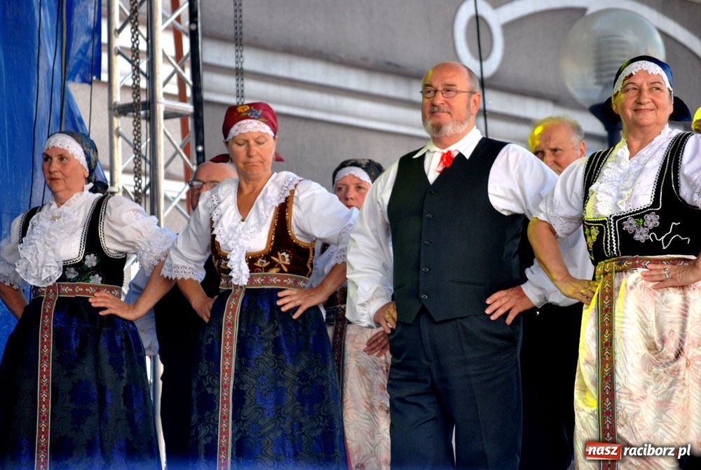 Zdjęcie w galerii na portalu naszraciborz.pl: Na Rynku zakończono Dni Raciborza wiadomości z regionu