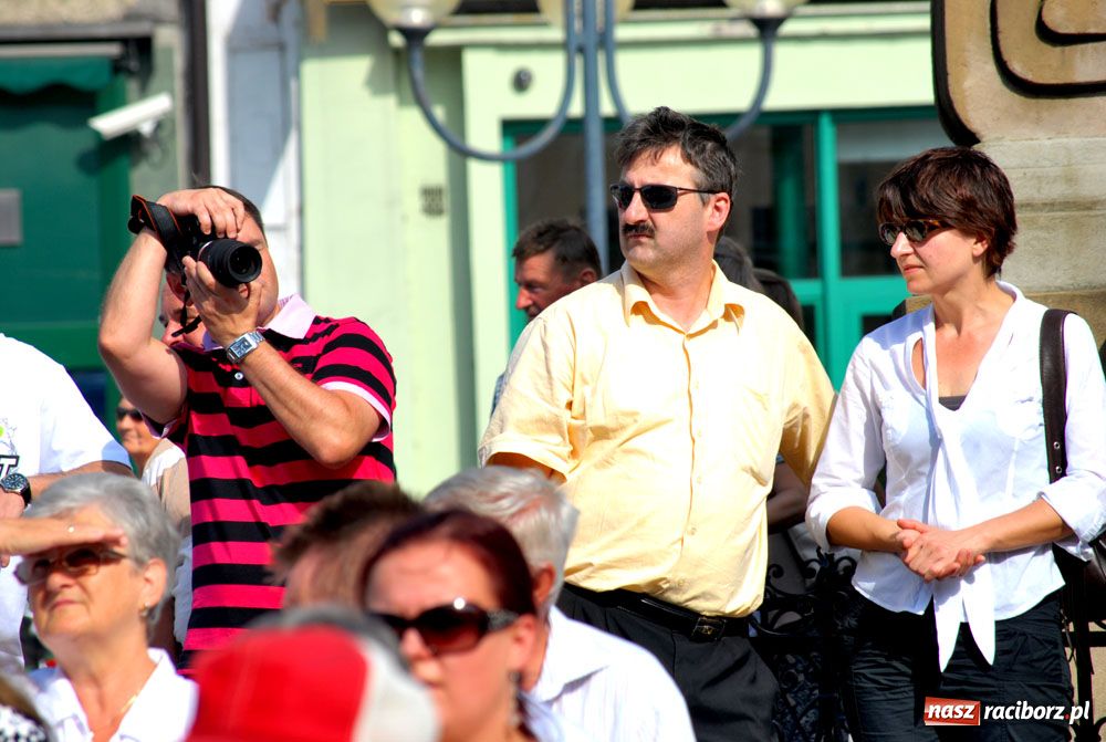 Zdjęcie w galerii na portalu naszraciborz.pl: Na Rynku zakończono Dni Raciborza wiadomości z regionu
