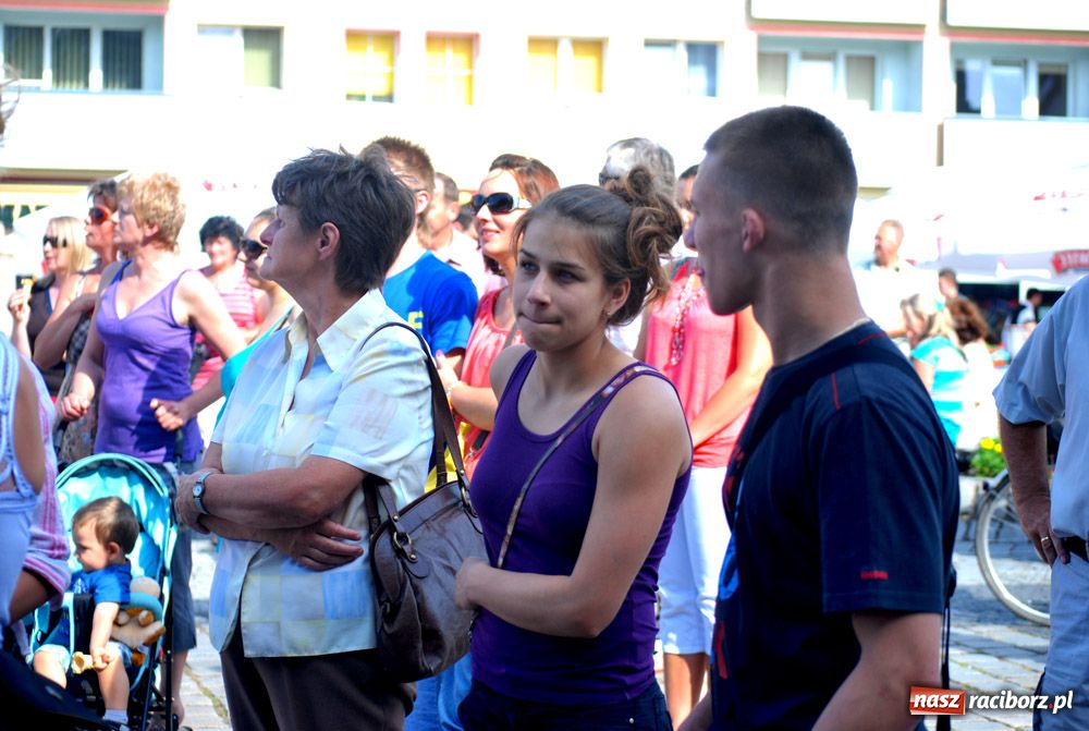 Zdjęcie w galerii na portalu naszraciborz.pl: Na Rynku zakończono Dni Raciborza wiadomości z regionu