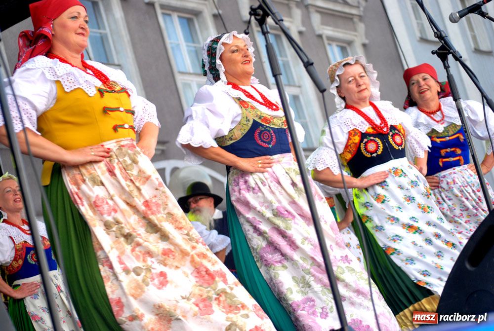 Zdjęcie w galerii na portalu naszraciborz.pl: Na Rynku zakończono Dni Raciborza wiadomości z regionu