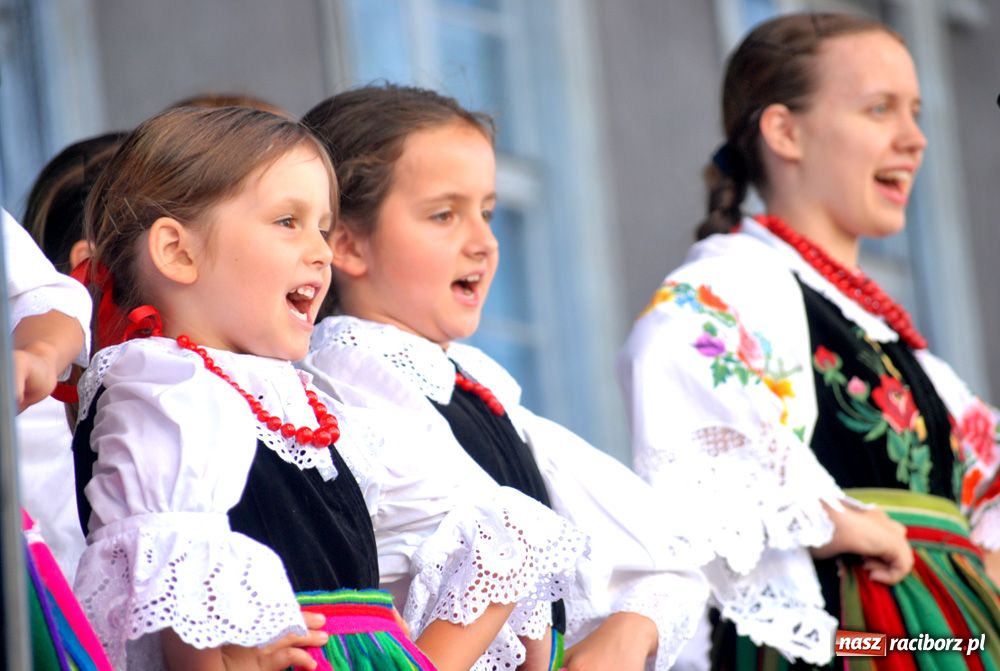 Zdjęcie w galerii na portalu naszraciborz.pl: Na Rynku zakończono Dni Raciborza wiadomości z regionu