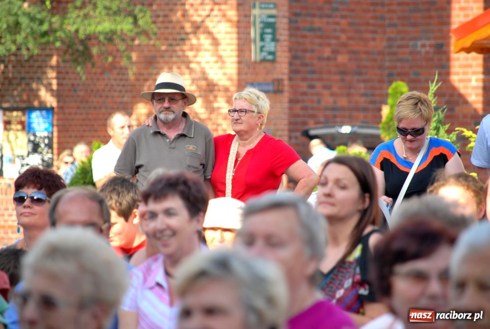 Zdjęcie w galerii na portalu naszraciborz.pl: Na Rynku zakończono Dni Raciborza wiadomości z regionu