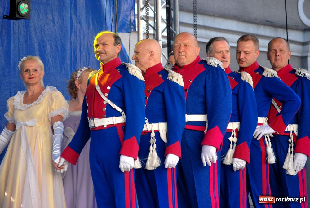 Zdjęcie w galerii na portalu naszraciborz.pl: Na Rynku zakończono Dni Raciborza wiadomości z regionu