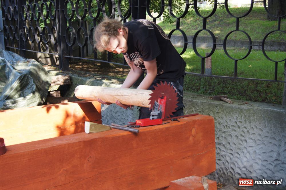 Zdjęcie w galerii na portalu naszraciborz.pl: W RCK-u budują onagera! Co to takiego? wiadomości z regionu