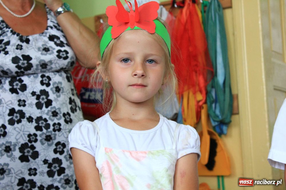 Zdjęcie w galerii na portalu naszraciborz.pl: Przedszkolaki mają już wakacje wiadomości z regionu