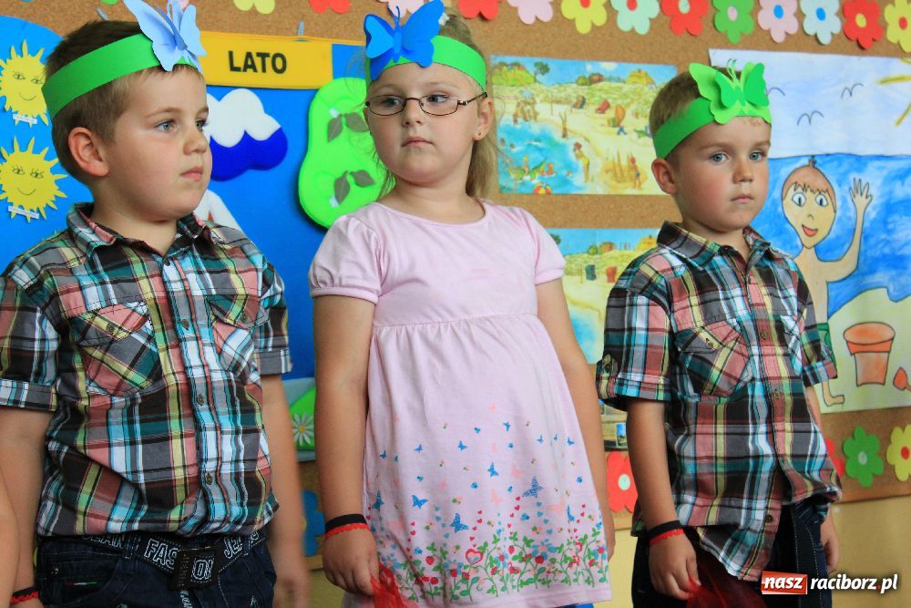 Zdjęcie w galerii na portalu naszraciborz.pl: Przedszkolaki mają już wakacje wiadomości z regionu