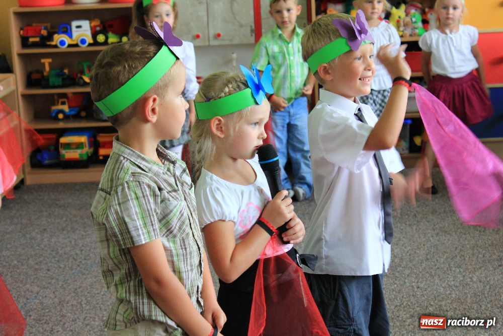 Zdjęcie w galerii na portalu naszraciborz.pl: Przedszkolaki mają już wakacje wiadomości z regionu