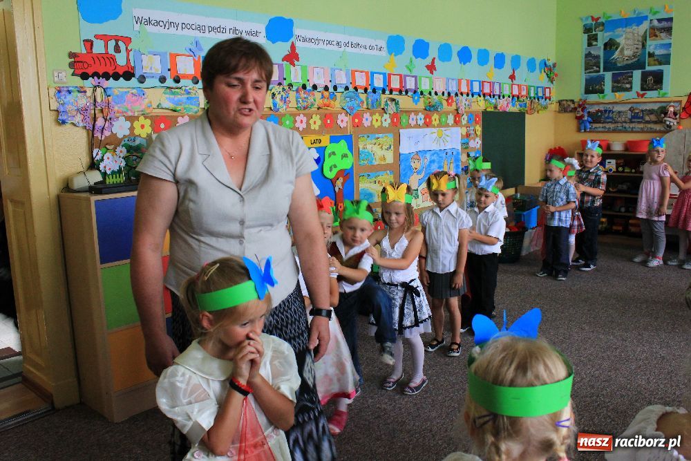 Zdjęcie w galerii na portalu naszraciborz.pl: Przedszkolaki mają już wakacje wiadomości z regionu