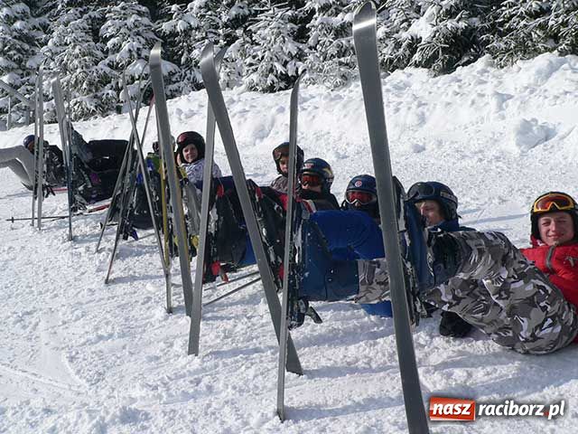 Zdjęcie w galerii na portalu naszraciborz.pl: Białe szaleństwo w Pecu wiadomości z regionu