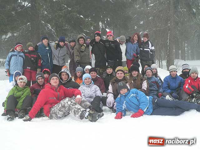 Zdjęcie w galerii na portalu naszraciborz.pl: Białe szaleństwo w Pecu wiadomości z regionu