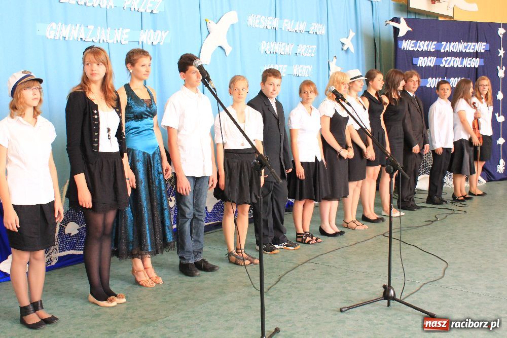 Zdjęcie w galerii na portalu naszraciborz.pl: Miejskie zakończenie roku szkolnego w G2 wiadomości z regionu