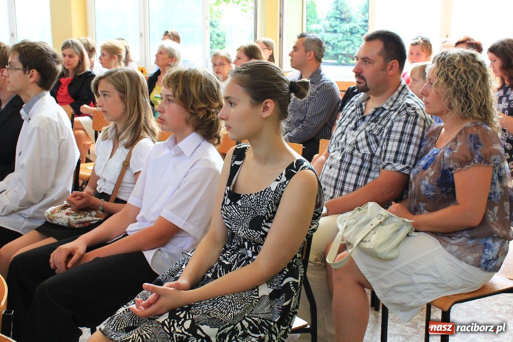 Zdjęcie w galerii na portalu naszraciborz.pl: Miejskie zakończenie roku szkolnego w G2 wiadomości z regionu