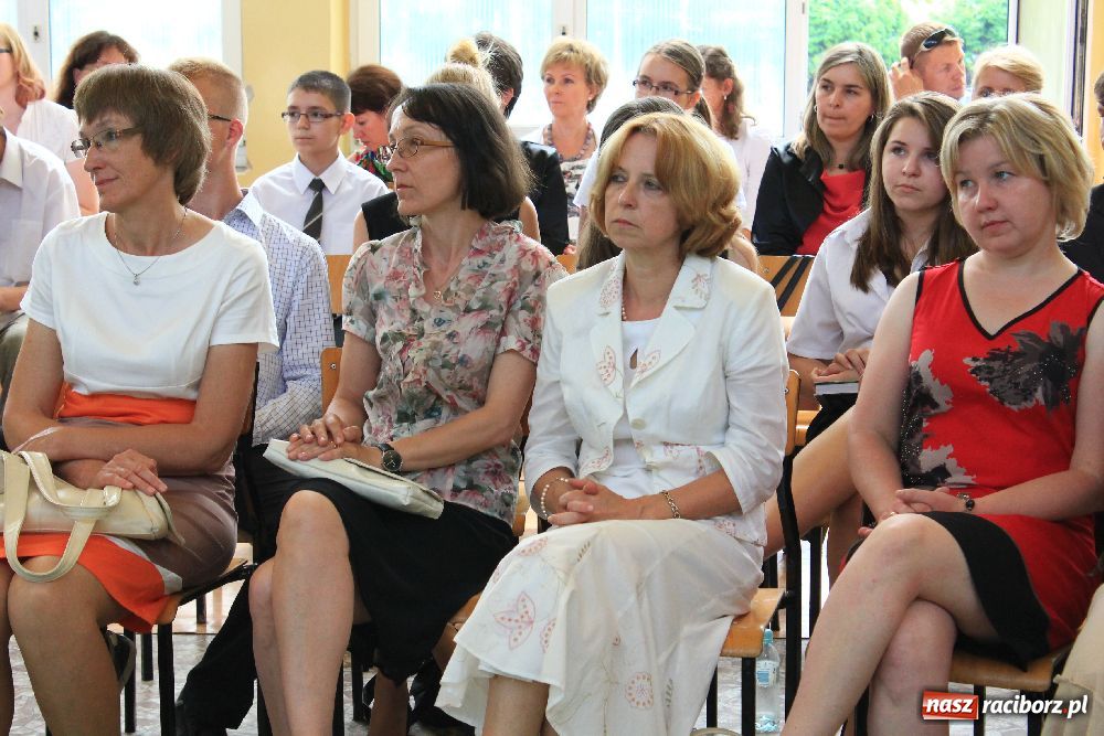 Zdjęcie w galerii na portalu naszraciborz.pl: Miejskie zakończenie roku szkolnego w G2 wiadomości z regionu