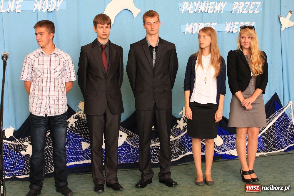 Zdjęcie w galerii na portalu naszraciborz.pl: Miejskie zakończenie roku szkolnego w G2 wiadomości z regionu