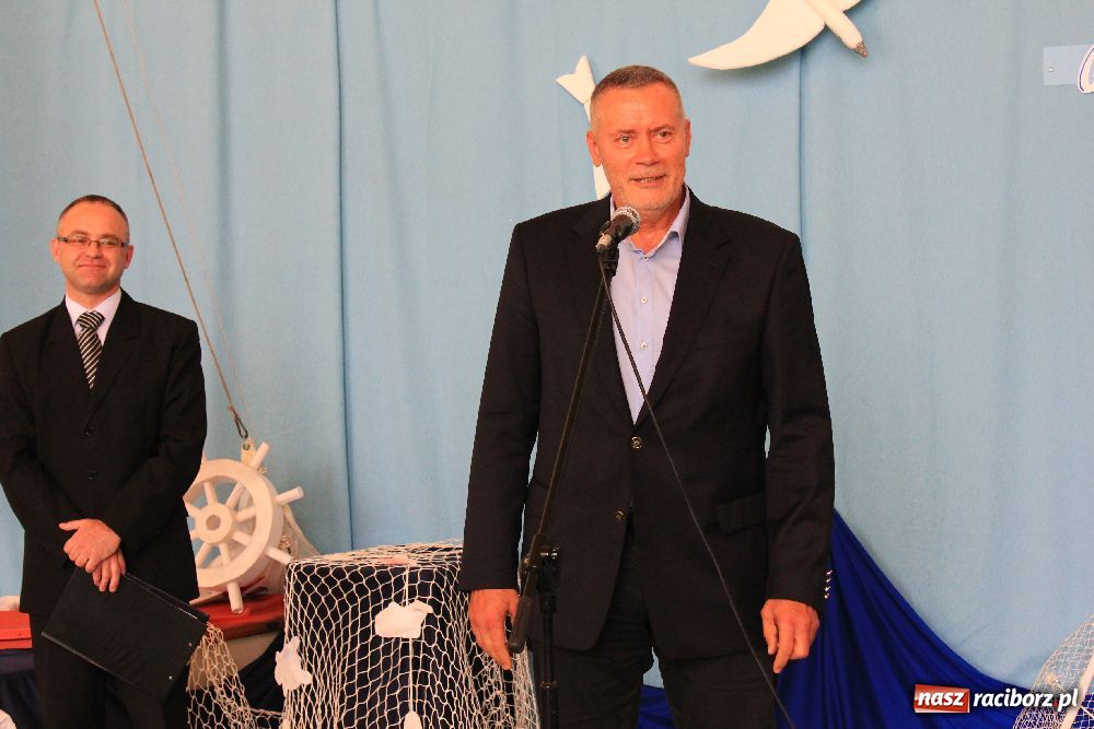 Zdjęcie w galerii na portalu naszraciborz.pl: Miejskie zakończenie roku szkolnego w G2 wiadomości z regionu