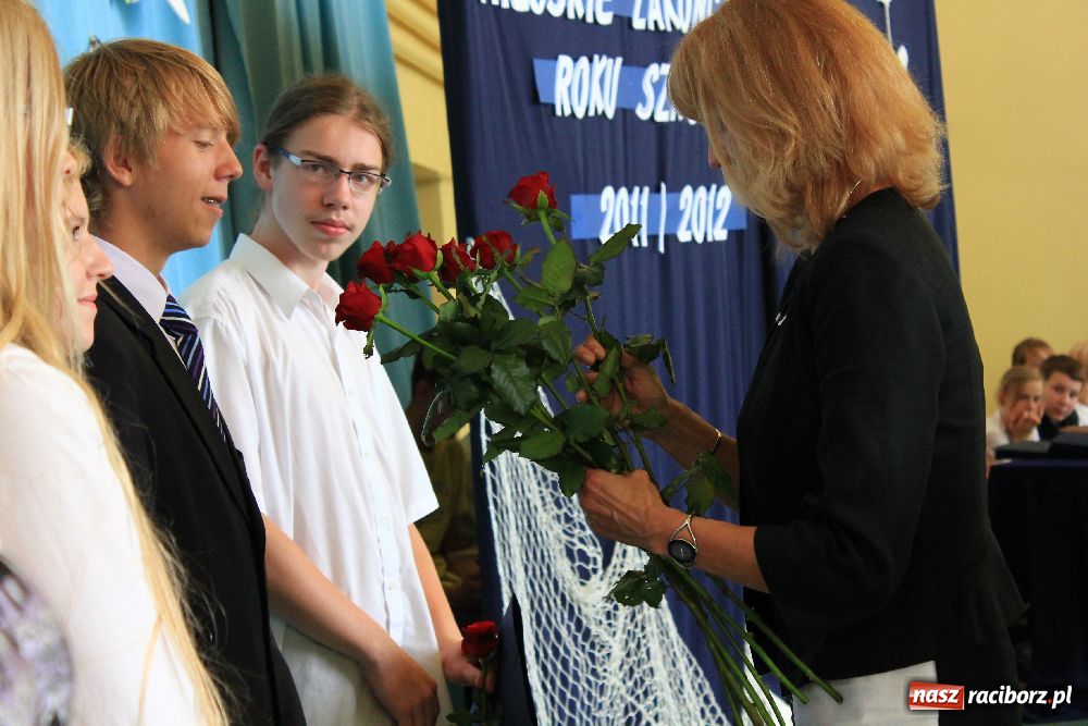 Zdjęcie w galerii na portalu naszraciborz.pl: Miejskie zakończenie roku szkolnego w G2 wiadomości z regionu