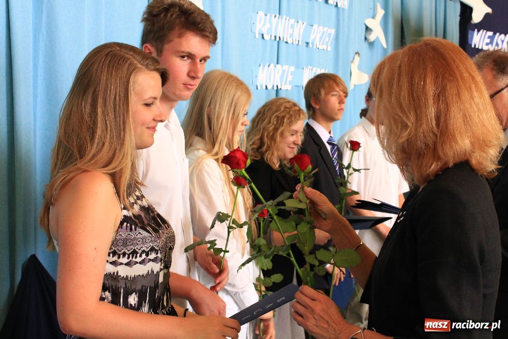 Zdjęcie w galerii na portalu naszraciborz.pl: Miejskie zakończenie roku szkolnego w G2 wiadomości z regionu