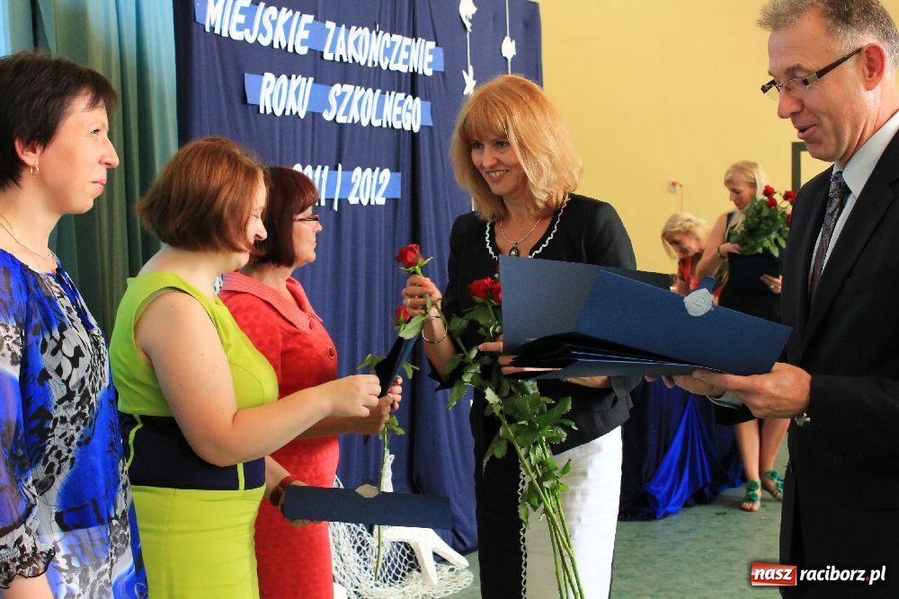 Zdjęcie w galerii na portalu naszraciborz.pl: Miejskie zakończenie roku szkolnego w G2 wiadomości z regionu