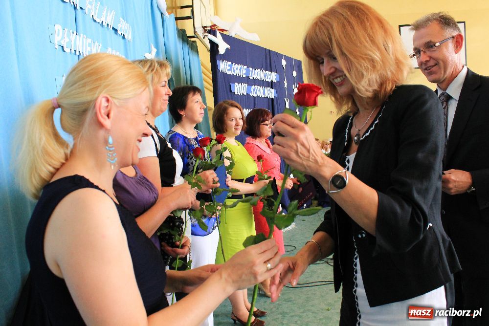 Zdjęcie w galerii na portalu naszraciborz.pl: Miejskie zakończenie roku szkolnego w G2 wiadomości z regionu