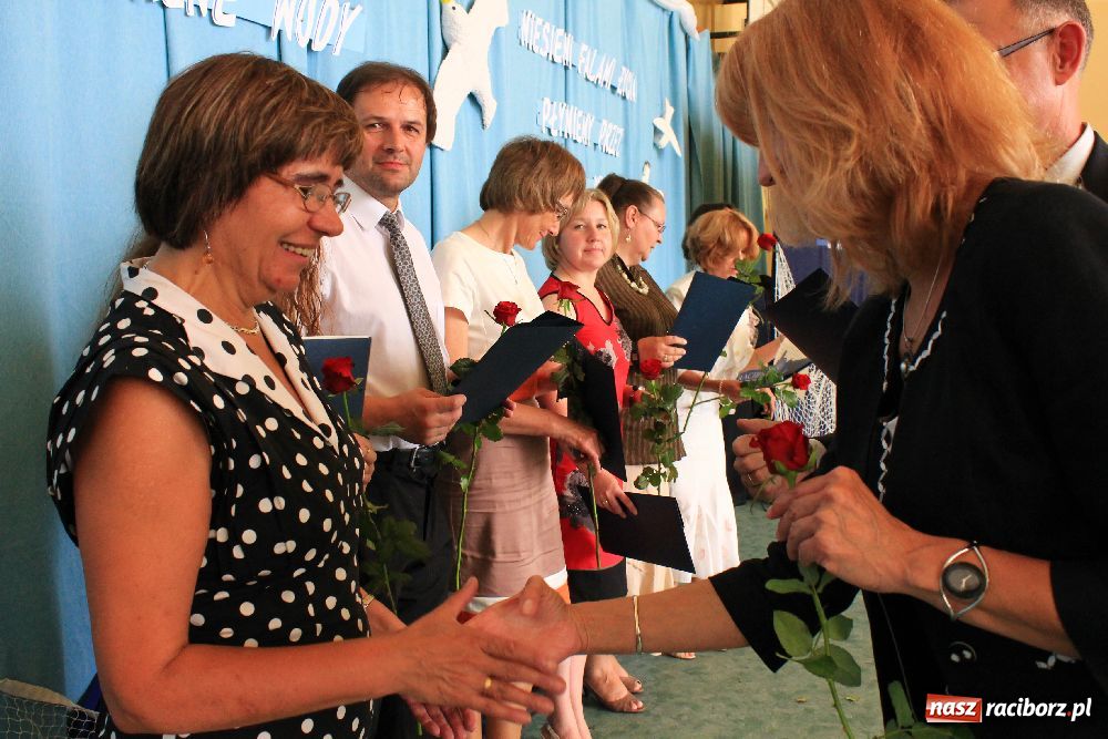 Zdjęcie w galerii na portalu naszraciborz.pl: Miejskie zakończenie roku szkolnego w G2 wiadomości z regionu