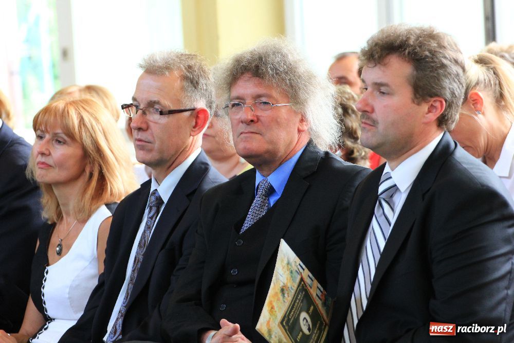 Zdjęcie w galerii na portalu naszraciborz.pl: Miejskie zakończenie roku szkolnego w G2 wiadomości z regionu