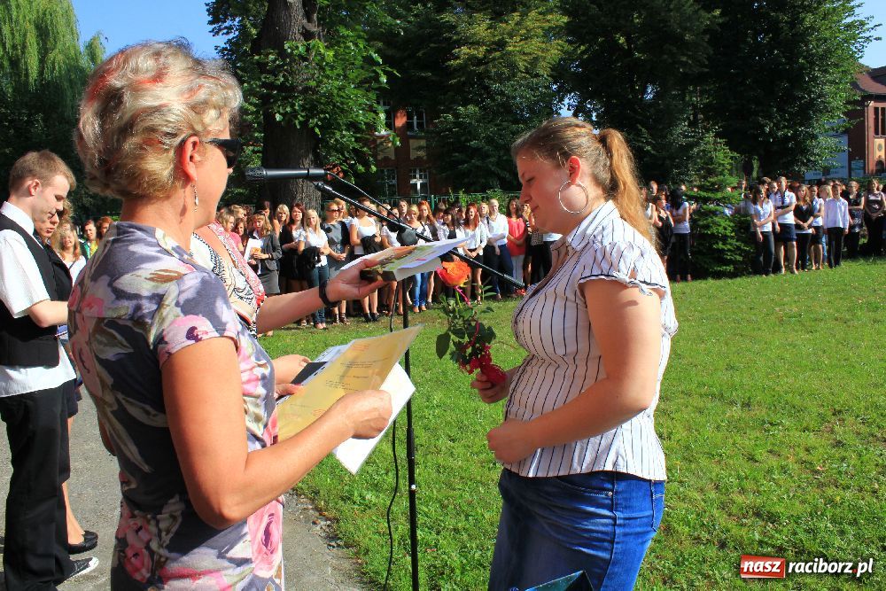 Zdjęcie w galerii na portalu naszraciborz.pl: Uczniowie ZSZ zakończyli rok szkolny wiadomości z regionu