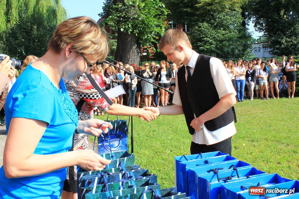 Zdjęcie w galerii na portalu naszraciborz.pl: Uczniowie ZSZ zakończyli rok szkolny wiadomości z regionu