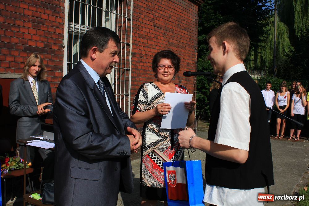 Zdjęcie w galerii na portalu naszraciborz.pl: Uczniowie ZSZ zakończyli rok szkolny wiadomości z regionu