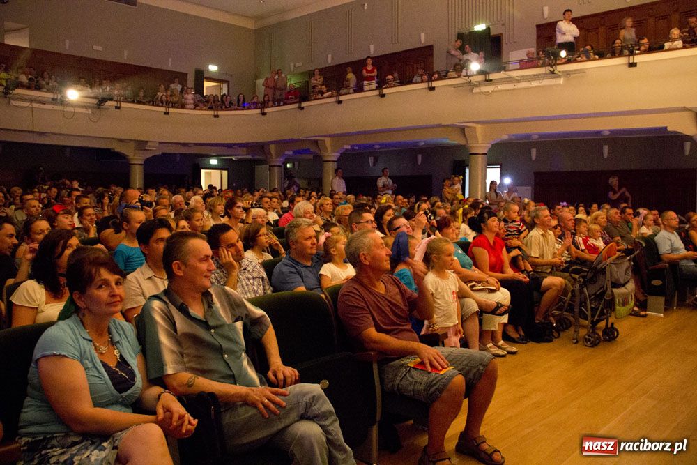Zdjęcie w galerii na portalu naszraciborz.pl: Duże brawa po występach w RCK-u wiadomości z regionu