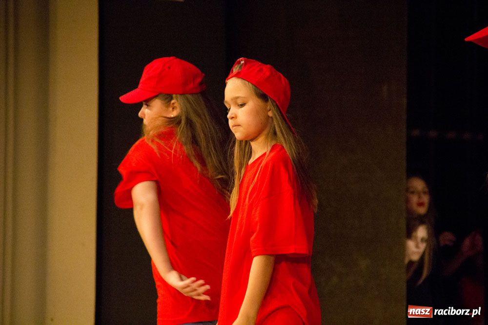 Zdjęcie w galerii na portalu naszraciborz.pl: Duże brawa po występach w RCK-u wiadomości z regionu