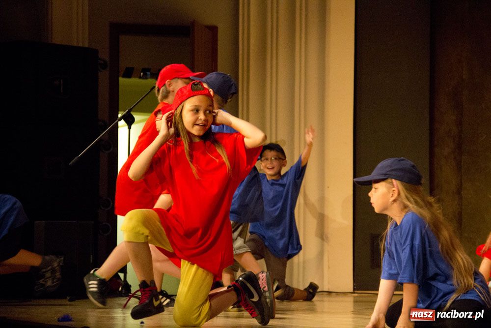Zdjęcie w galerii na portalu naszraciborz.pl: Duże brawa po występach w RCK-u wiadomości z regionu
