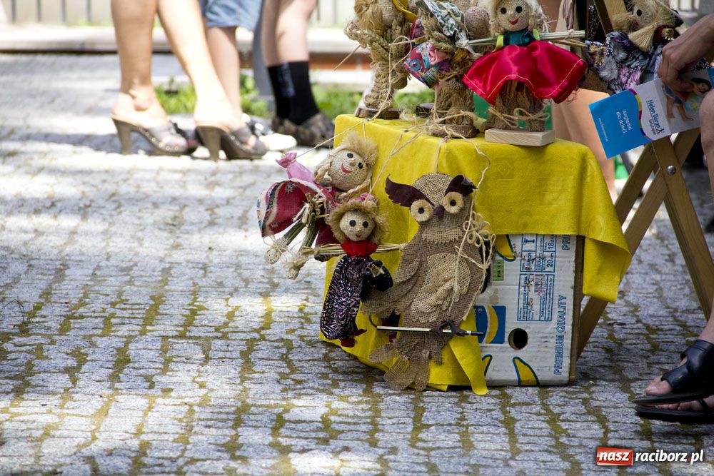 Zdjęcie w galerii na portalu naszraciborz.pl: Jarmark Na bursztynowym szlaku wiadomości z regionu