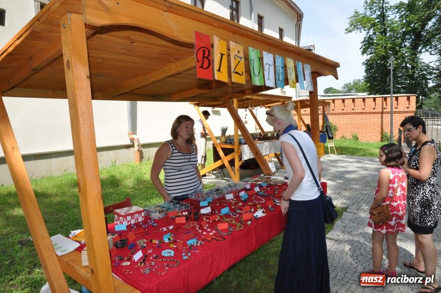 Zdjęcie w galerii na portalu naszraciborz.pl: Jarmark Na bursztynowym szlaku wiadomości z regionu